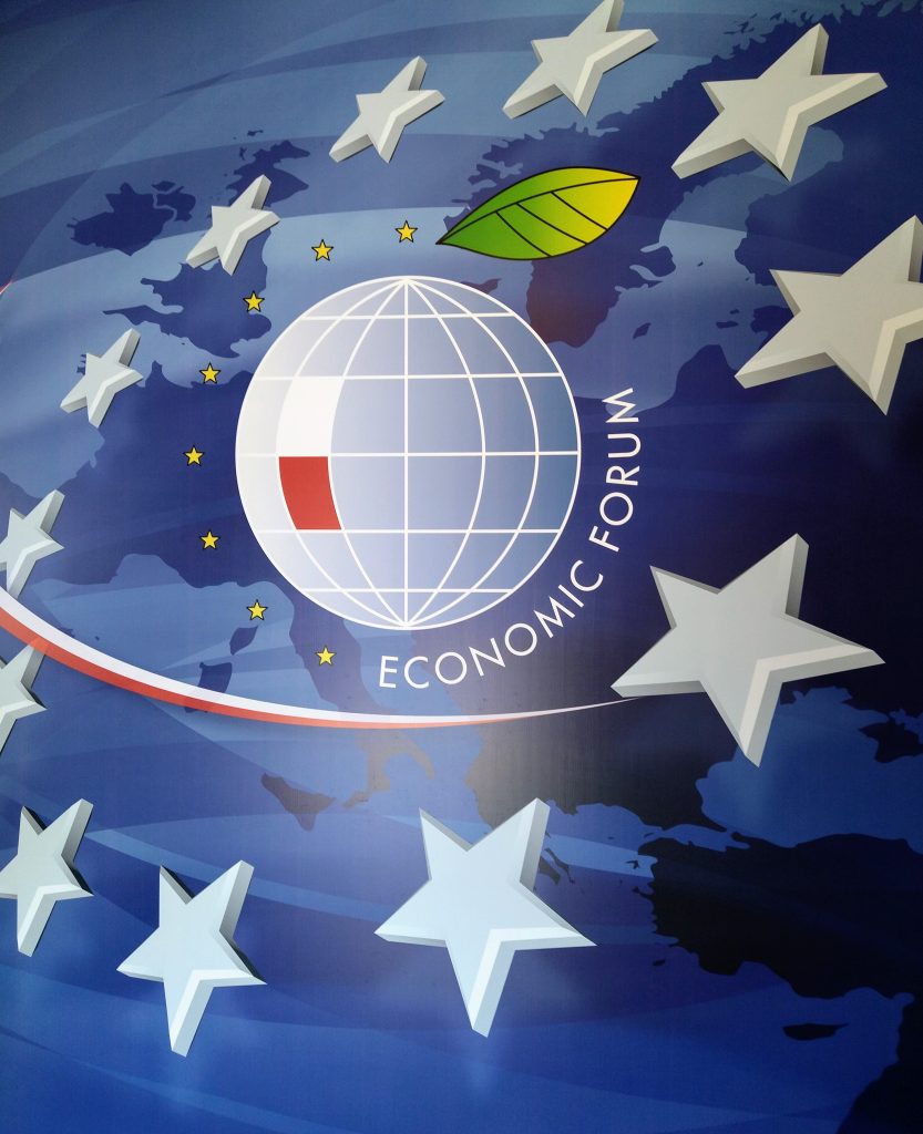 Logo Forum Ekonomicznego w Karpaczu